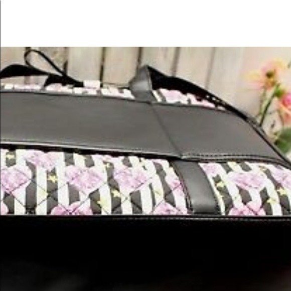 Betsy Johnson quilted black and white stripes with Purple Hearts weekender 18/13 - Picture 13 of 16